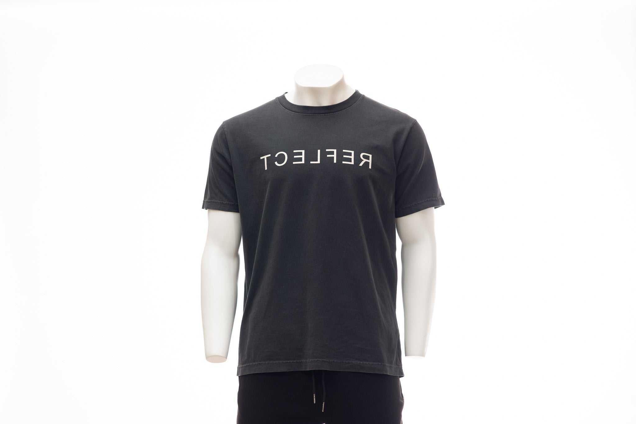 Reflect™ Studio T-shirt Washed Black